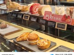 -星巴克臻选(惠州华贸天地1楼店)