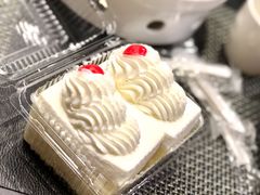 鲜奶小方蛋糕-红宝石·鲜奶小方·海派西点房(南丹店)