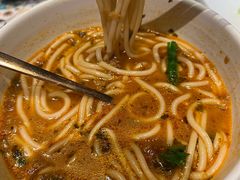 -云海肴·汽锅鸡·云南菜(天山百盛优客店)