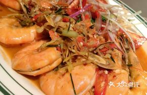 Thai Chili Paste Stir-Fried Prawns