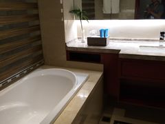 -兴芮温泉度假区