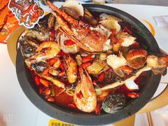 -鸣记脆皮烤鱼·海鲜烤鱼(三八广场店)