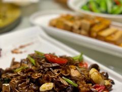 -牛头鱼庄·地道广西菜(鲁班店)