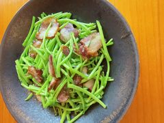 -莲餐厅·湖北菜·潜江小龙虾店(愚园路店)