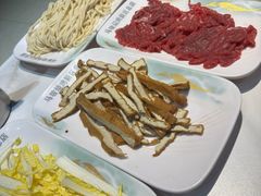 -清真·马坡烧烤涮牛肚·酸浆火锅(新区总店)