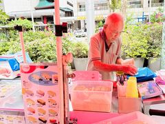 -詹爷爷乌节路街头冰淇淋