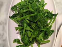 -渝信川菜 · 川味家常菜(财富购物中心店)