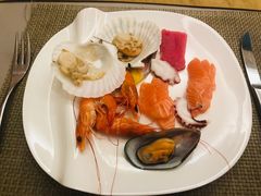 -海口绿发希尔顿酒店-田园汇自助餐·三文鱼·海鲜