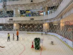 -冰纷万象滑冰场(二七万象城店)