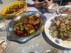 -休记光头香辣蟹干锅店(衣冠庙店)