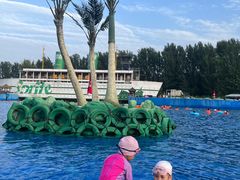 -黄河谷马拉湾海浪浴场