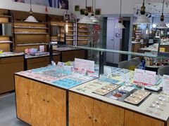 -罗伯特眼镜·蔡司官方授权(罗湖国贸店)