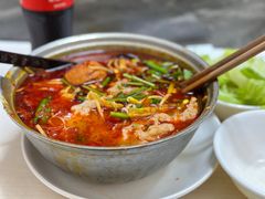 -铁锅哥米线