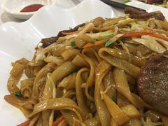 干炒牛河-小榄公饭店(西区彩虹店)