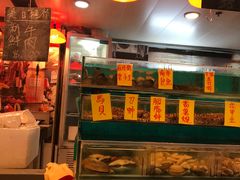 -鲜入围煮花胶鸡海鲜火锅