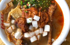 Fried Tofu Chicken Claw Luosifen