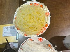 -牛市坎火锅(建设路店)