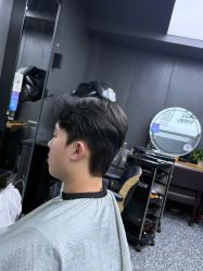 -藤野造型专业烫染接发