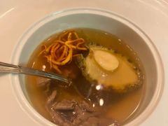 -龙虾酒吧扒房(宁波香格里拉店)