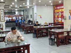 -牛一嘴·兰州牛肉面·大盘鸡(财富中心店)