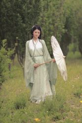 点击看大图 -九月鹰飞汉服摄影工作室