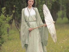 -九月鹰飞汉服摄影工作室