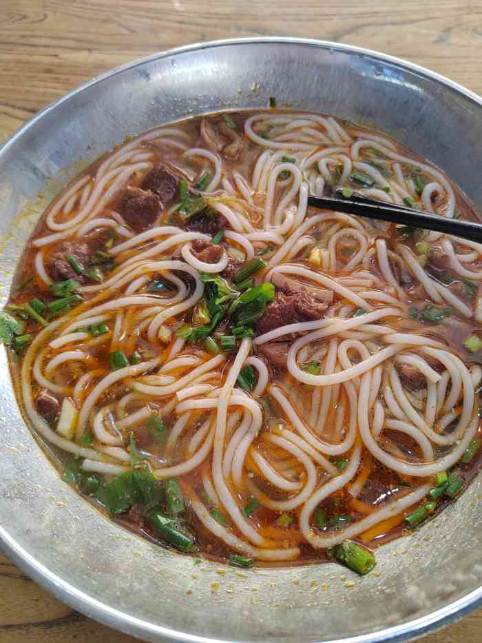 合川羊肉粉-"来三亚湾办事,困得不得了,老公叫我下车吃..."-大众点评