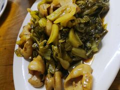 酸菜炒大肠-顺发饭店