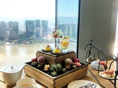 靠窗位-三迪希尔顿酒店·星空酒廊