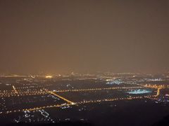 -鬼笑石后山停车场