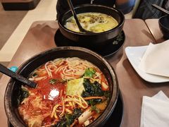 -灵芝妹子海鲜米线(瓦房店新玛特店)