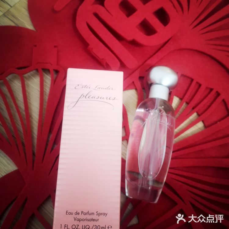 [红包]春节送礼清单|[礼花]送人玫瑰🌹，手有余香
