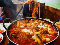 -亲昵春川鸡排(韩国美食街店)