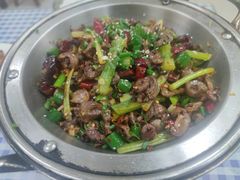 干锅鸡杂-五厂老味道烙馍村