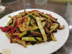 月亮湾小炒-老虎土菜馆·农家土菜