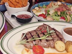 -Famous肥猫墨西哥音乐餐吧(五棵松华熙LIVE店)