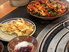 -阿山卓·野生菌火锅·纳西火塘烤肉