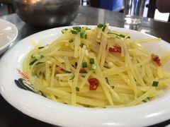 -临街徽菜馆·正宗黄山味