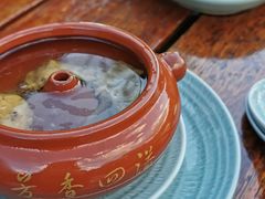 云南名材汽锅鸡&nbsp;/例-丽江金茂凯悦臻选酒店-滇香馆