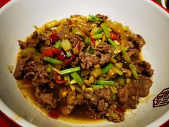 小炒黄牛肉-唐伯虎新派湘菜馆(石夏时代广场店)