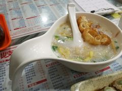 荔湾船仔粥-岐城面馆(黄岐店)