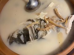 -姜君·千岛湖鱼头馆(浦东大道店)