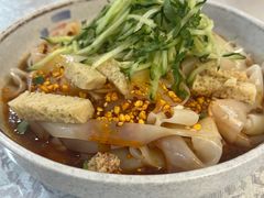 -汗腾格里·风味餐厅(新疆驻京办店)
