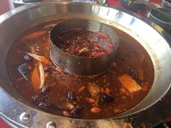 反转鸳鸯锅-谭鸭血老火锅(漳州路店)