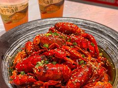 -肥肥虾庄·金牌油焖大虾(杨园滨江时代walk店)