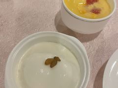 杏仁豆腐-天伦王朝酒店·盛华瑄餐厅