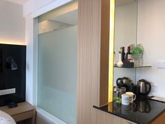 -上海虹桥君丽假日酒店(娄山关路地铁站店)