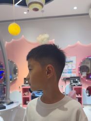 -星咔萌StarCamo儿童剪发(芳圆里IDMALL品牌形象店)