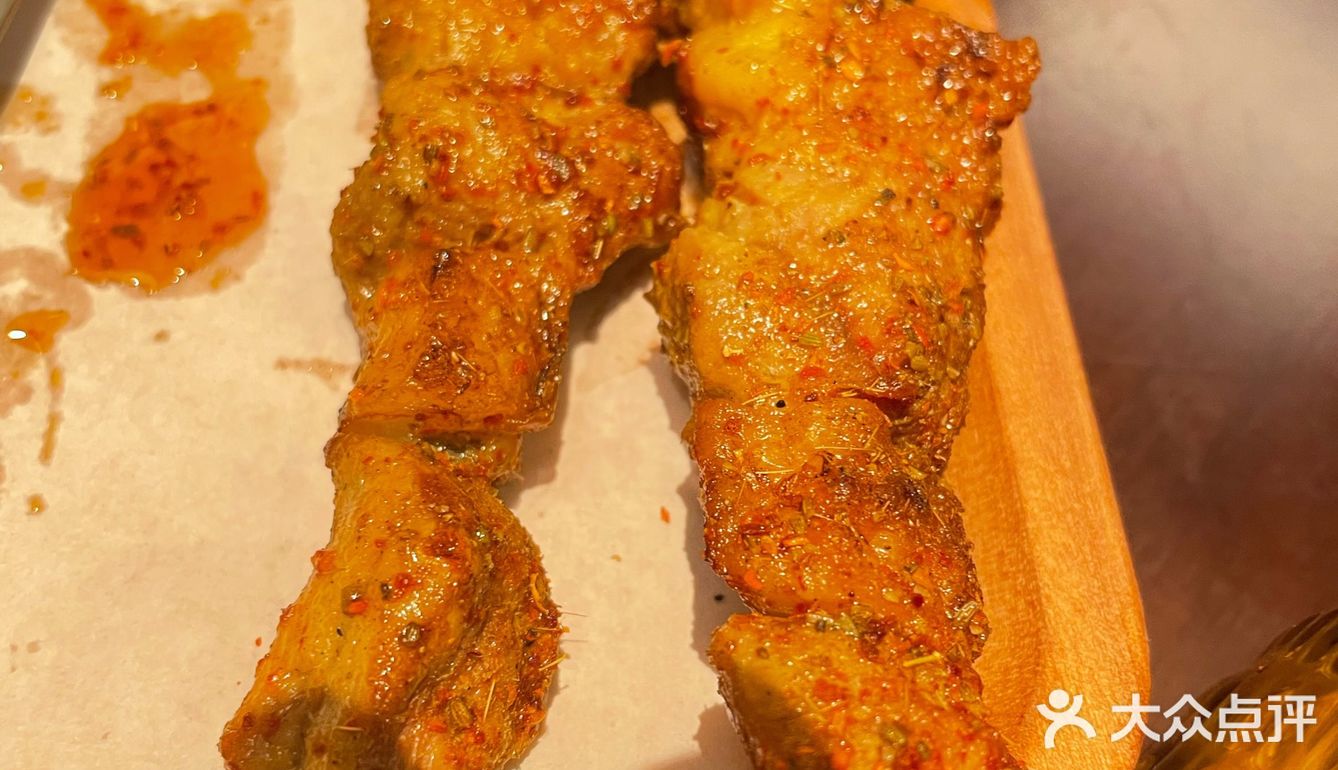 一家从里到外都假到不行的假新疆烤肉