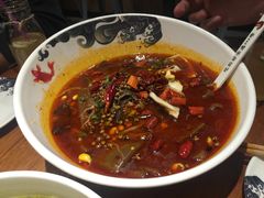 -渝是乎酸菜鱼(龙旗购物中心店)